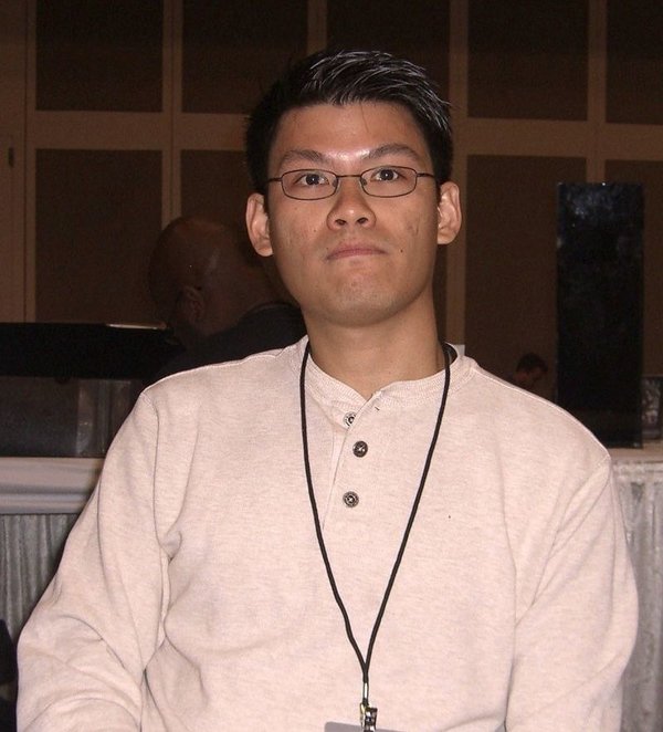 Steve Uy - Auteur