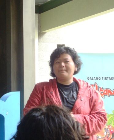 Tita Larasati - Auteur