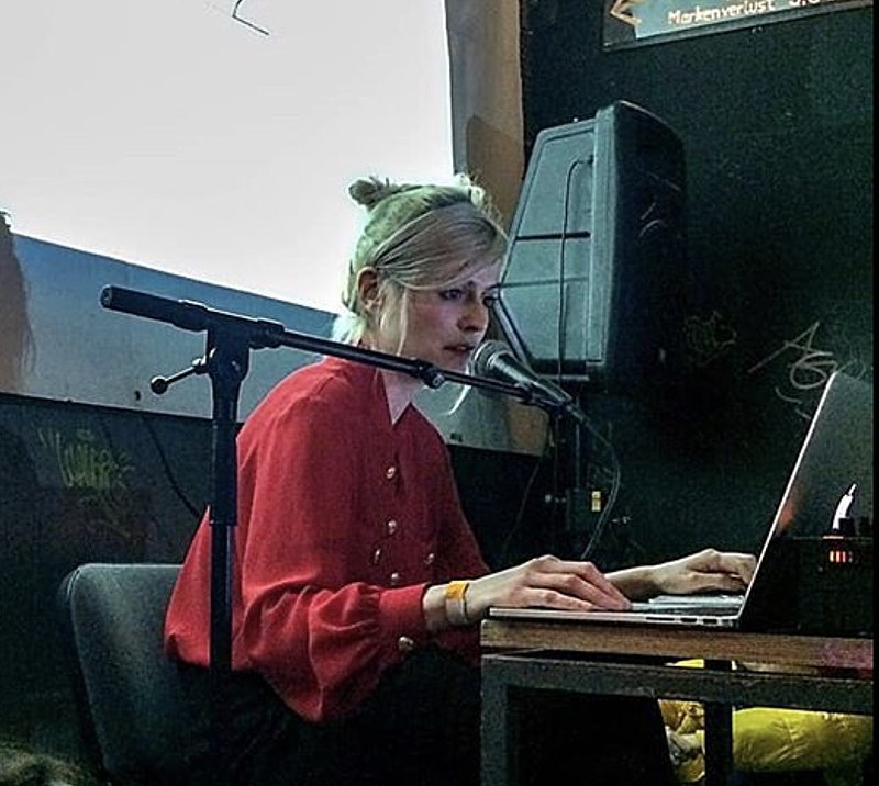 Elizabeth Pich - Auteur