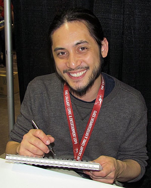 Adrian Alphona - Auteur