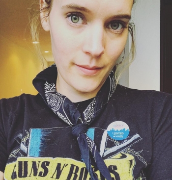 Kate Perkins - Auteur