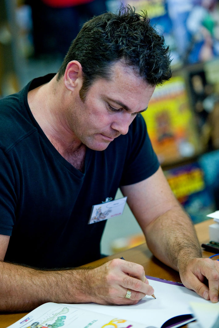 James Morice - Auteur