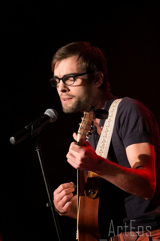 Simon Vergnol - Auteur