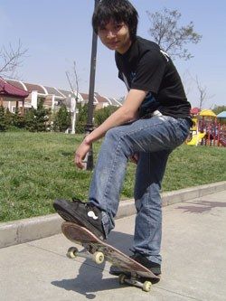 Li Ming - Auteur