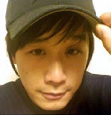 Andrew Hou - Auteur