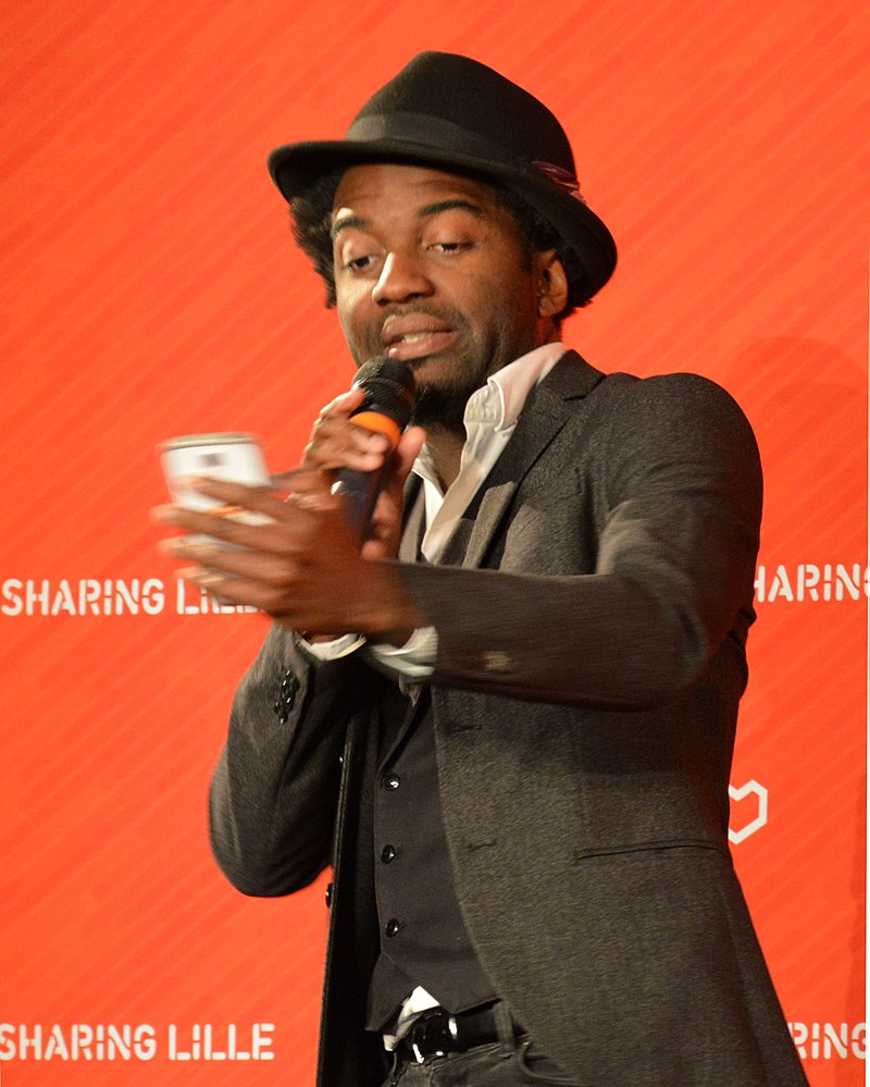 Marc-Alexandre Oho Bambe - Auteur