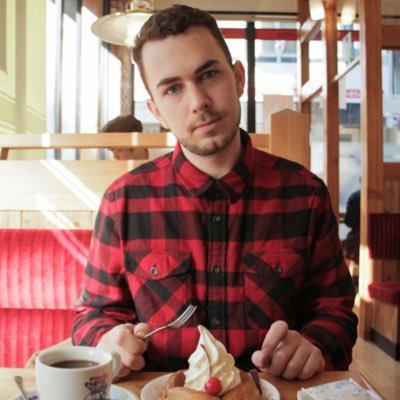 Tate Brombal - Auteur