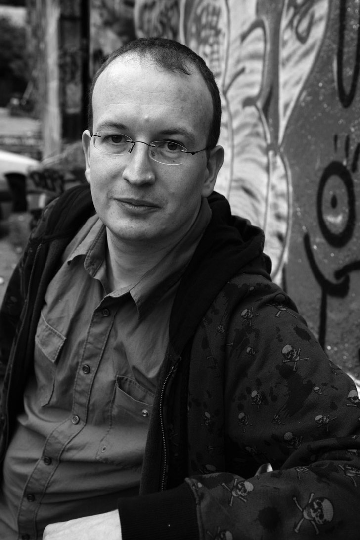Robert Muchamore - Auteur