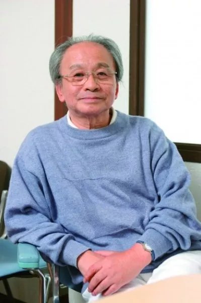 Keisuke Fujikawa - Auteur