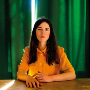 Jennifer Daniel - Auteur