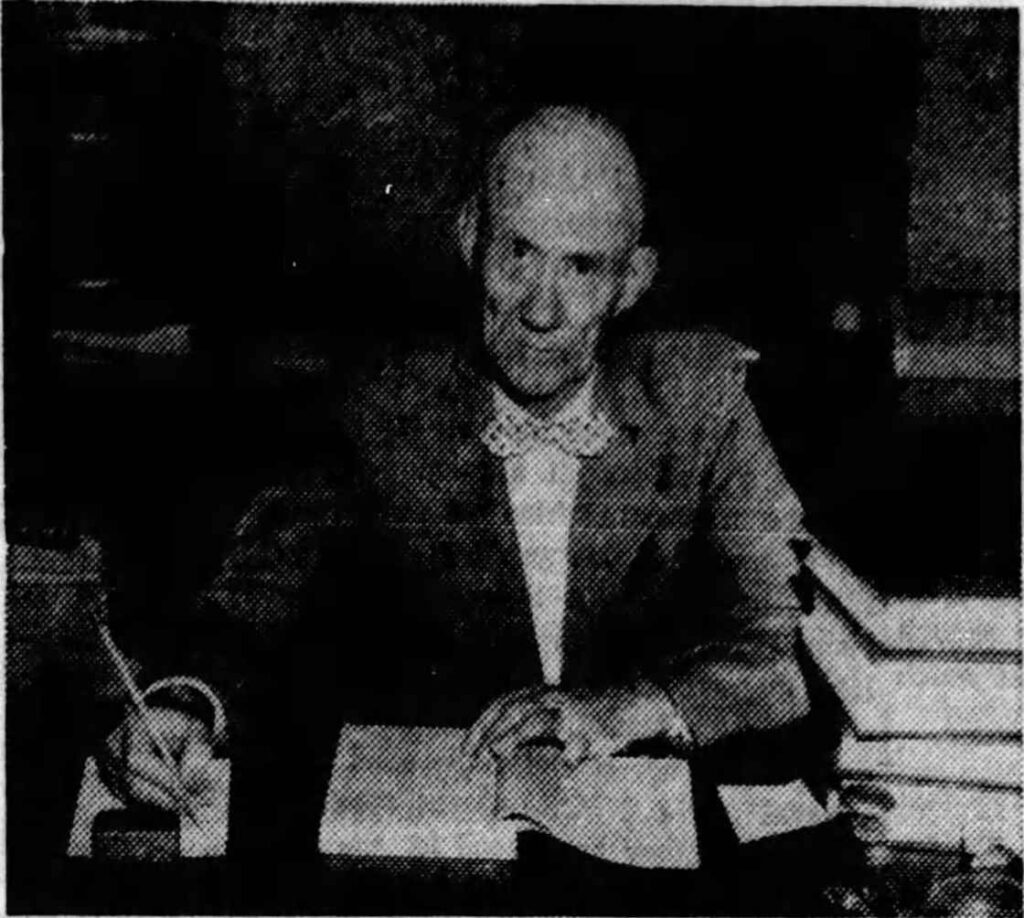 Lon T. Williams - Auteur
