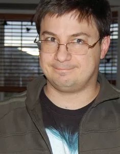 David Okum - Auteur