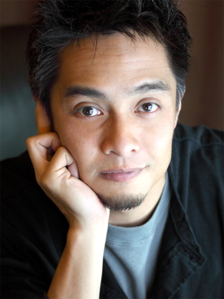 Eric Calderon - Auteur