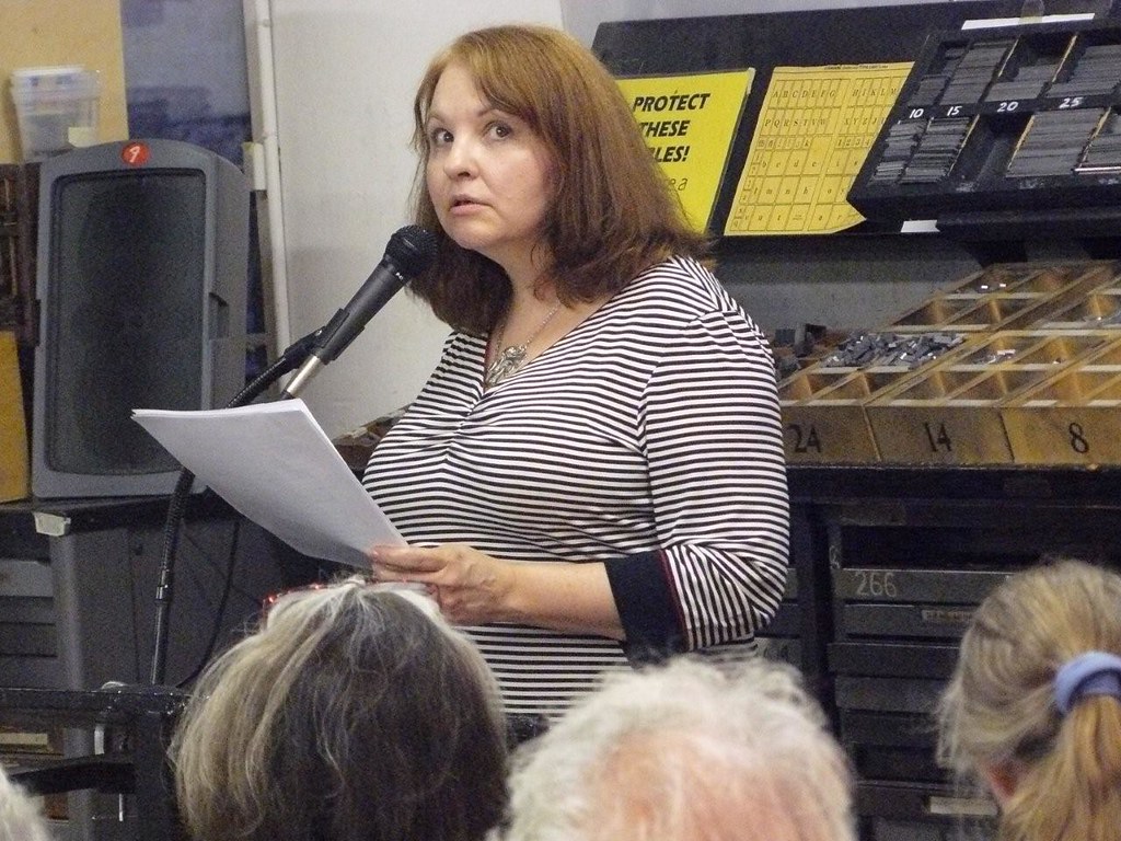 Bronwyn Carlton - Auteur