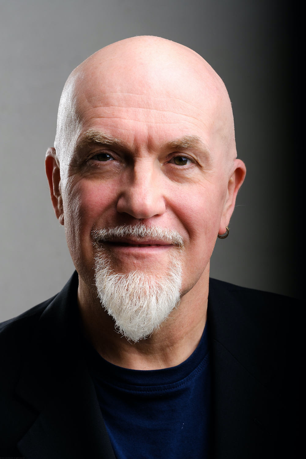 Nicholas Vince - Auteur
