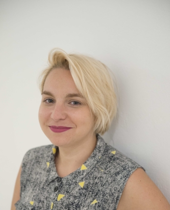 Elizabeth Casillas - Auteur
