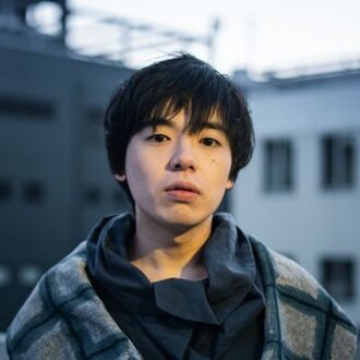 Naoki Azuma - Auteur