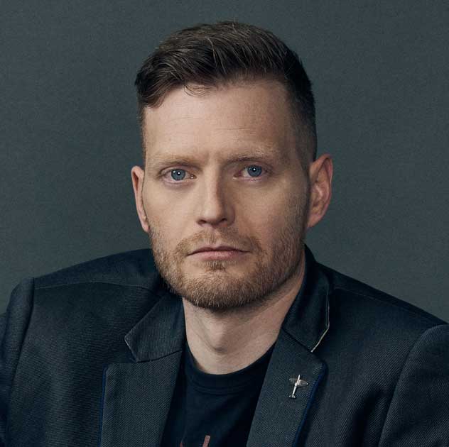 Simon Spurrier - Auteur