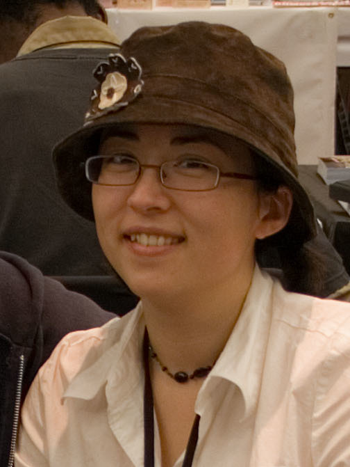 Amy Kim Ganter - Auteur