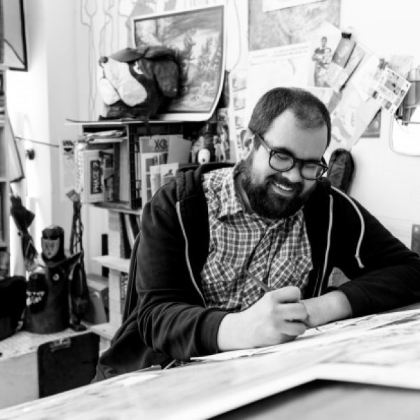 Aaron Renier - Auteur
