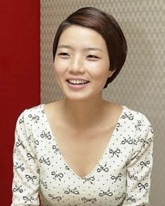 Young-Mi Ahn - Auteur