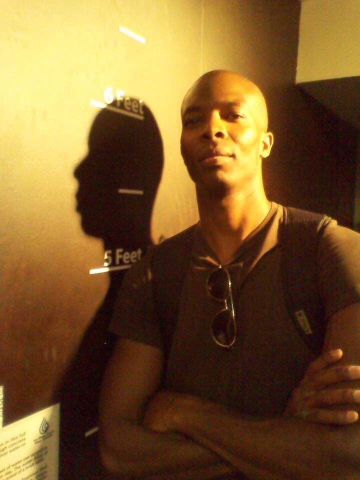 Saleem Crawford - Auteur