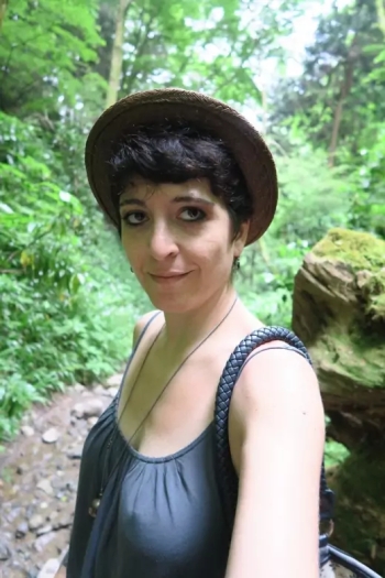 Melody Cisinski - Auteur