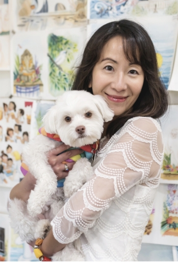 Alina Chau - Auteur