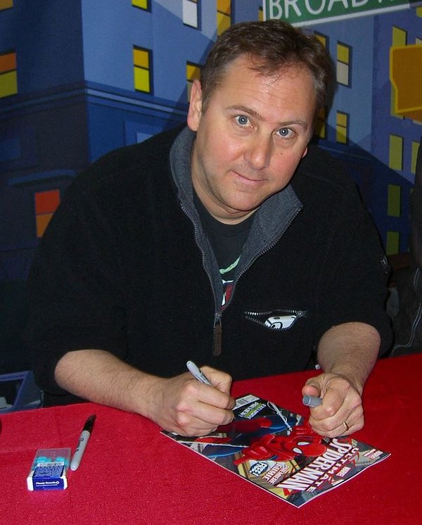 Chris Eliopoulos - Auteur