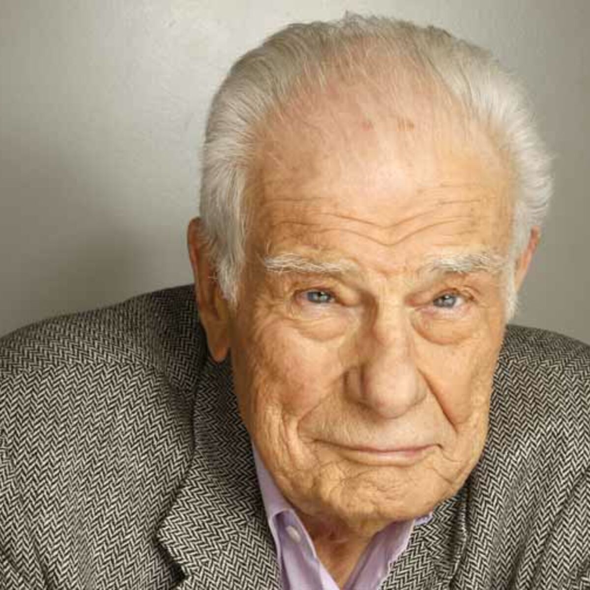 Jean Amadou - Auteur