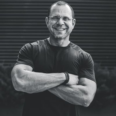 Ben Newman - Auteur