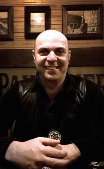 Israel Parada - Auteur