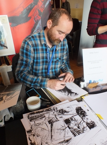Keith Burns - Auteur