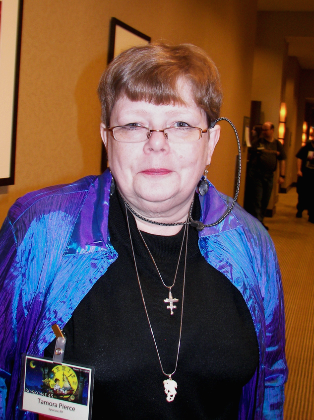 Tamora Pierce - Auteur