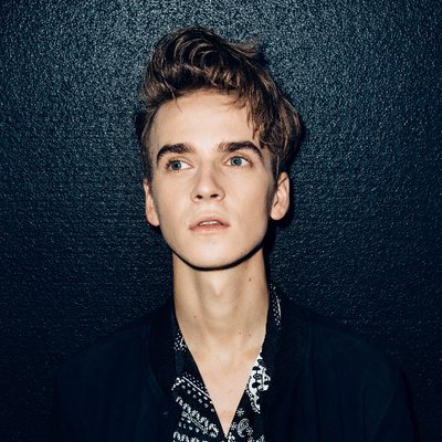 Joe Sugg - Auteur