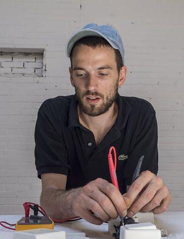 Bastien Gachet / Abstien - Auteur