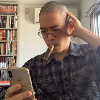 Tokushige Kawakatsu - Auteur