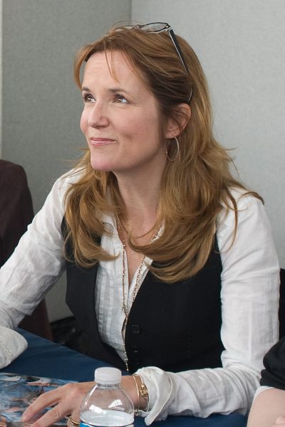 Lea Thompson - Auteur