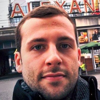 Alejandro Muñoz - Auteur