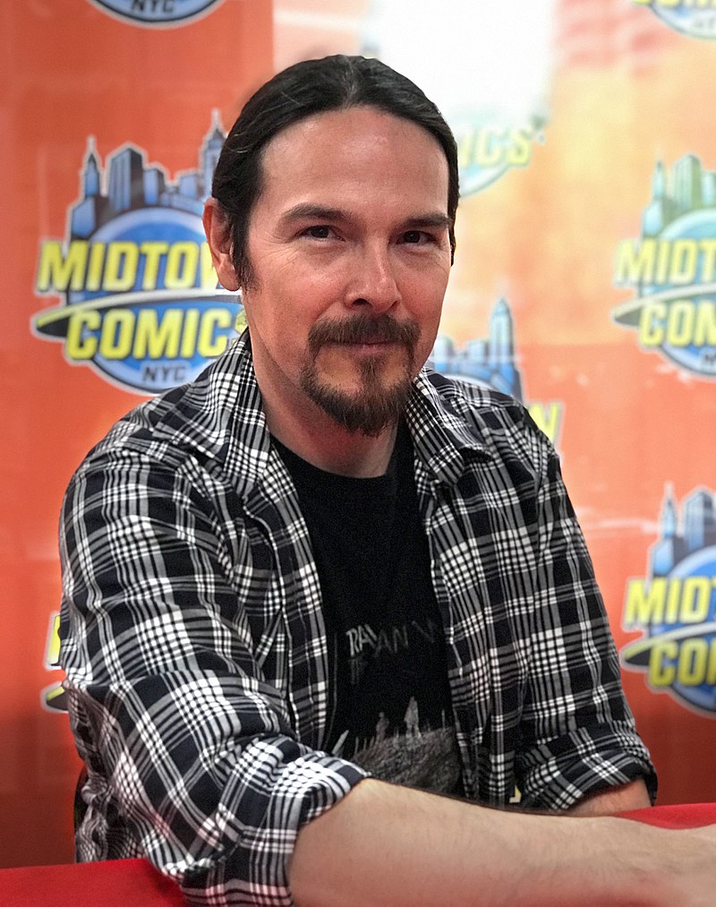 Clayton Crain - Auteur