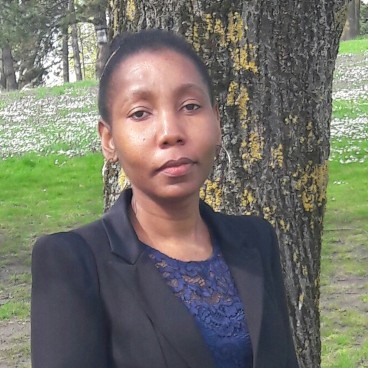 Sabine Ndzengue Amoa - Auteur