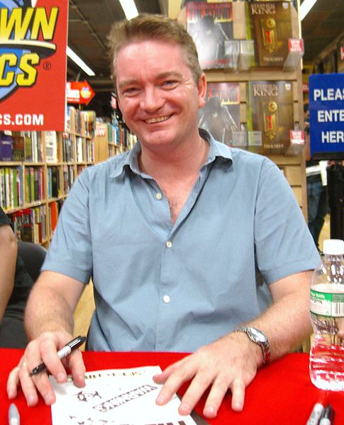Mike Perkins - Auteur