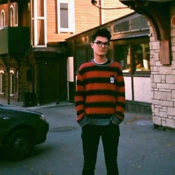 Gleb Melnikov - Auteur