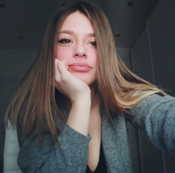 Sara Cuomo - Auteur