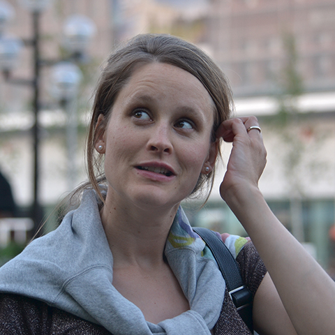 Tove Pierrou - Auteur
