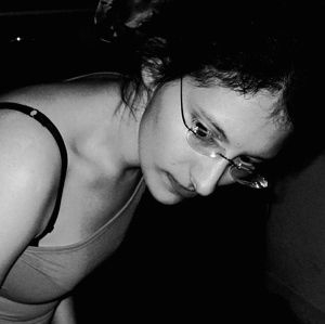 Alina Urusov - Auteur