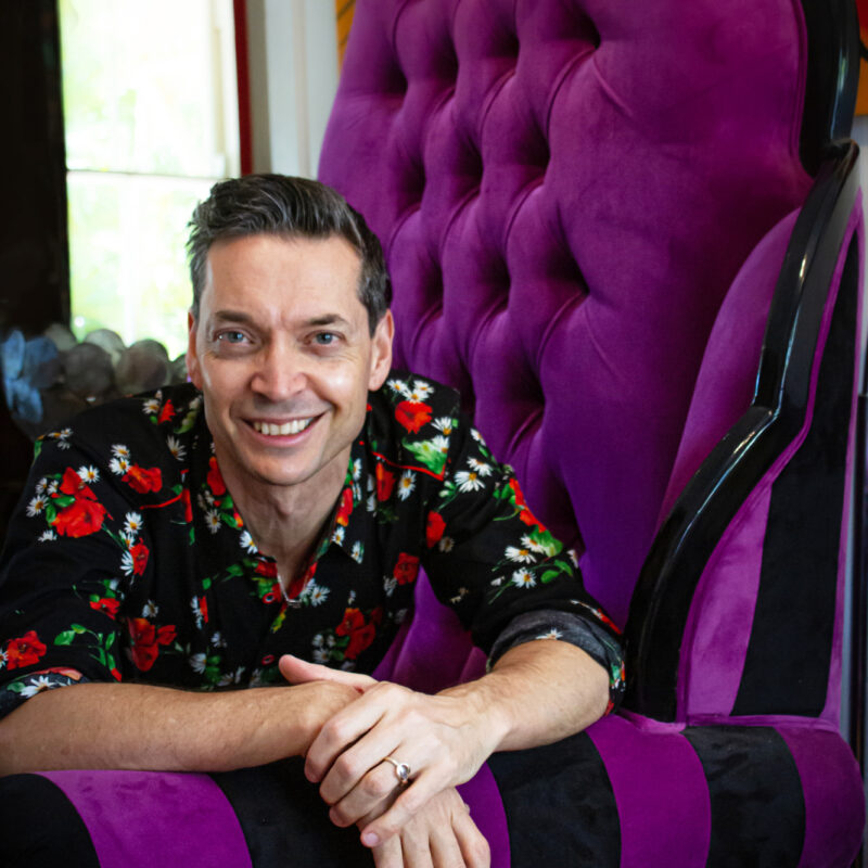 Dave Hackett - Auteur