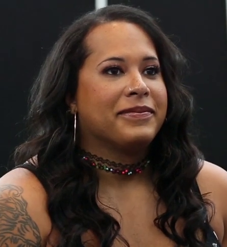 Nyla Rose - Auteur