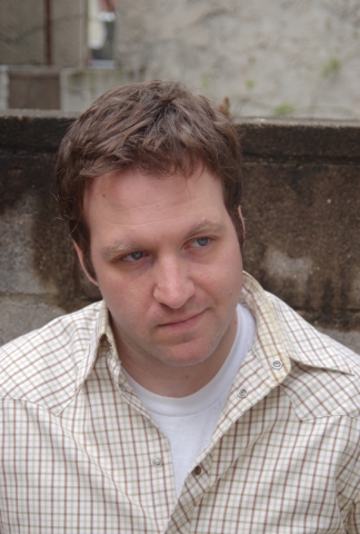 Sean Lewis - Auteur
