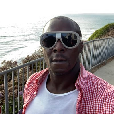Keron Grant - Auteur